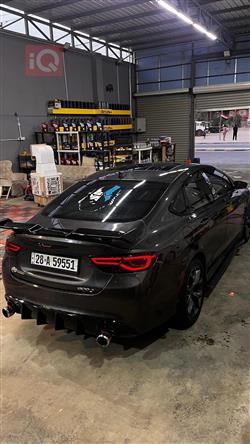 Chrysler 200